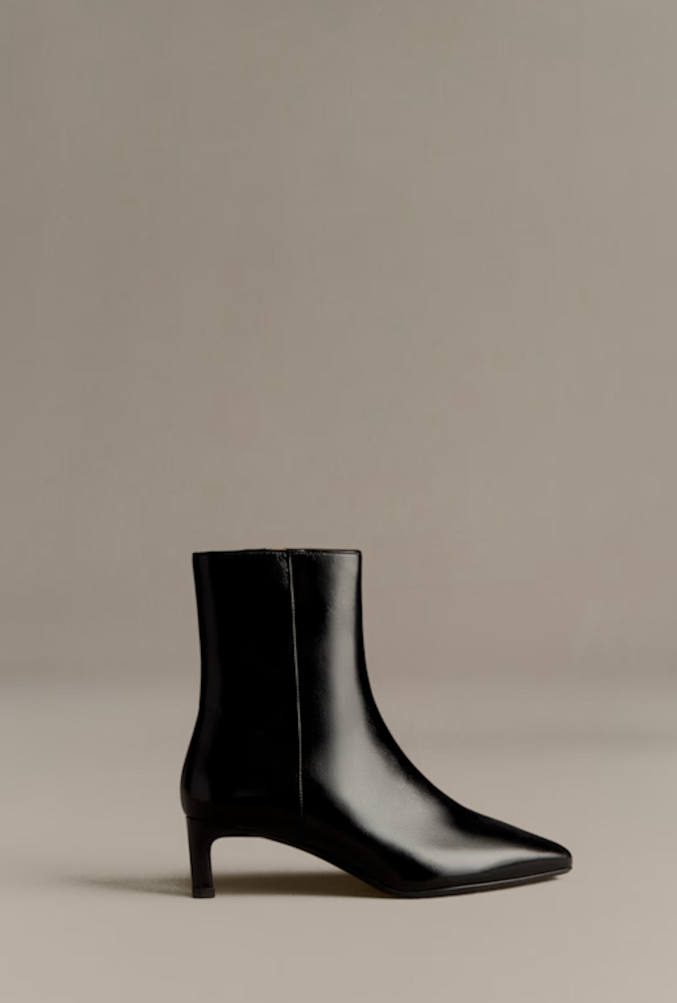 sezane,