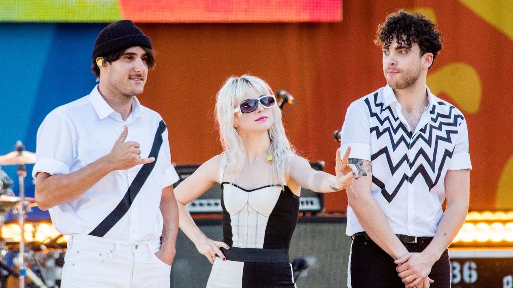 Paramore to put more 'emphasis back on the guitar' for new album Louder