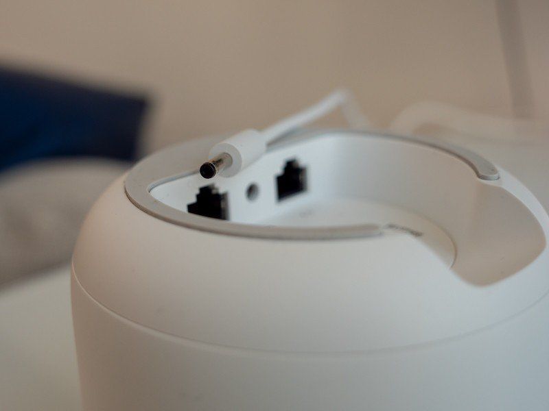 Nest Wifi charger and ports