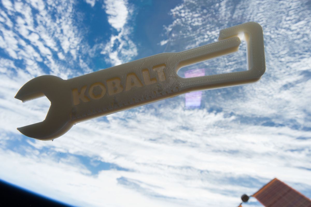 Space Station's Commercial 3D Printer Makes Its 1st Tool ...