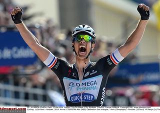 Niki Terpstra (Omega Pharma Quick Step) triumphs at Paris-Roubaix