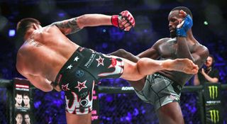  Fabian Edwards, right, in action against Johnny Eblen during their Middleweight fight during the the Bellator 299 at 3 Arena in Dublin