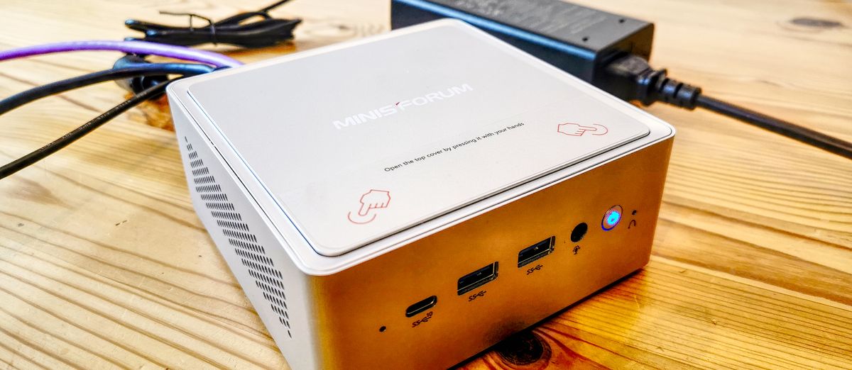 Minisforum's new mini-ITX PC lets you mount a GPU on top of the case