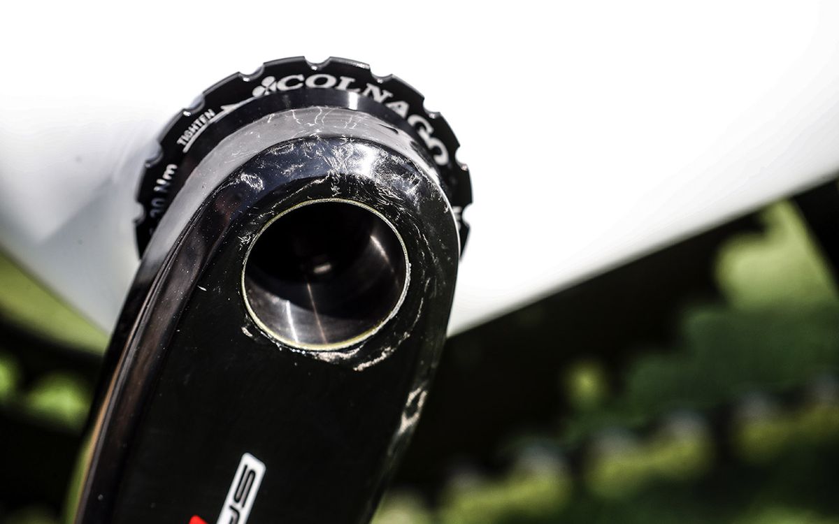 A close look at the carbon cranks