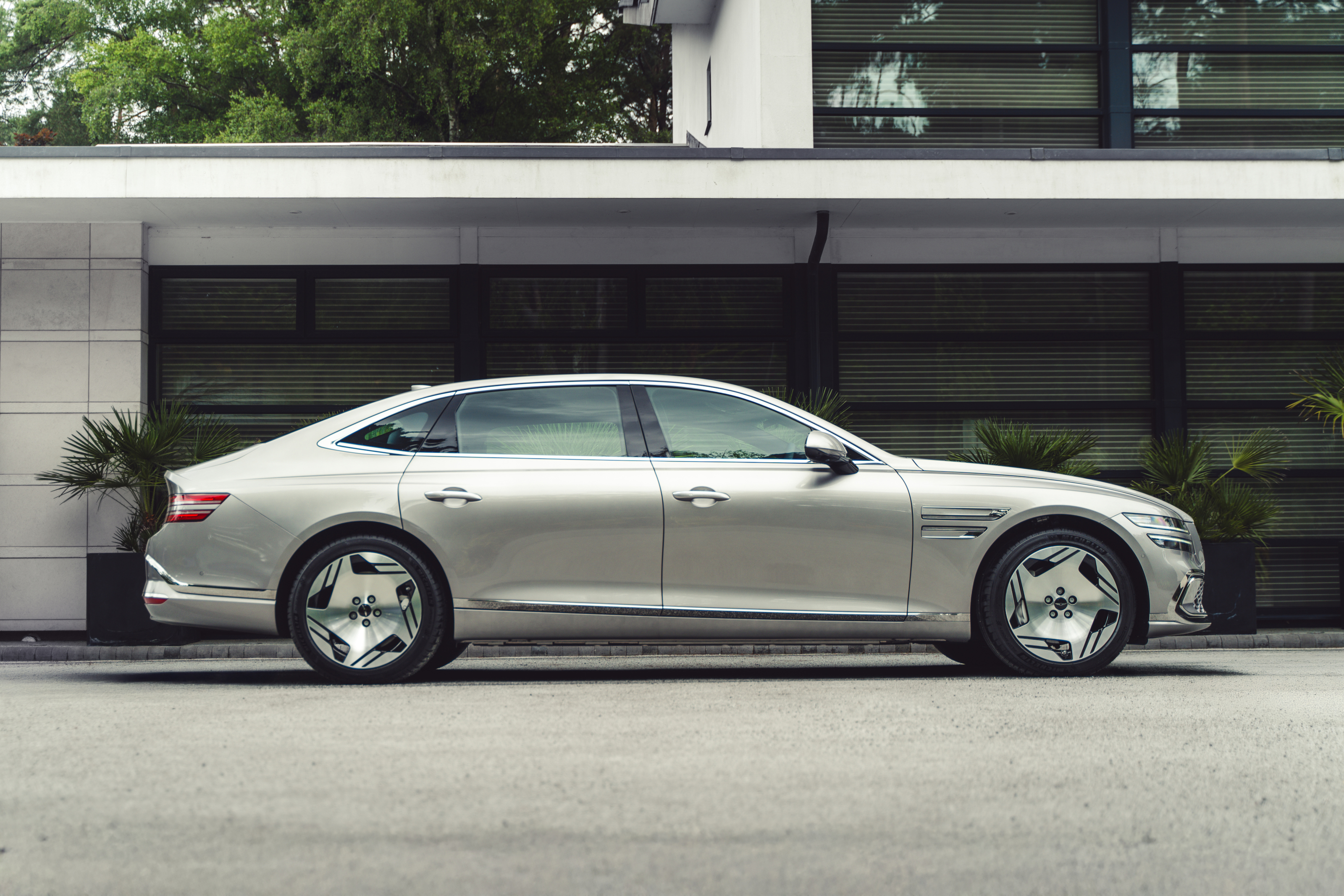 The new Genesis Electrified G80