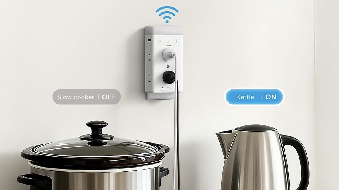 Goveelife Smart Plug Outlet Extender with Night Light