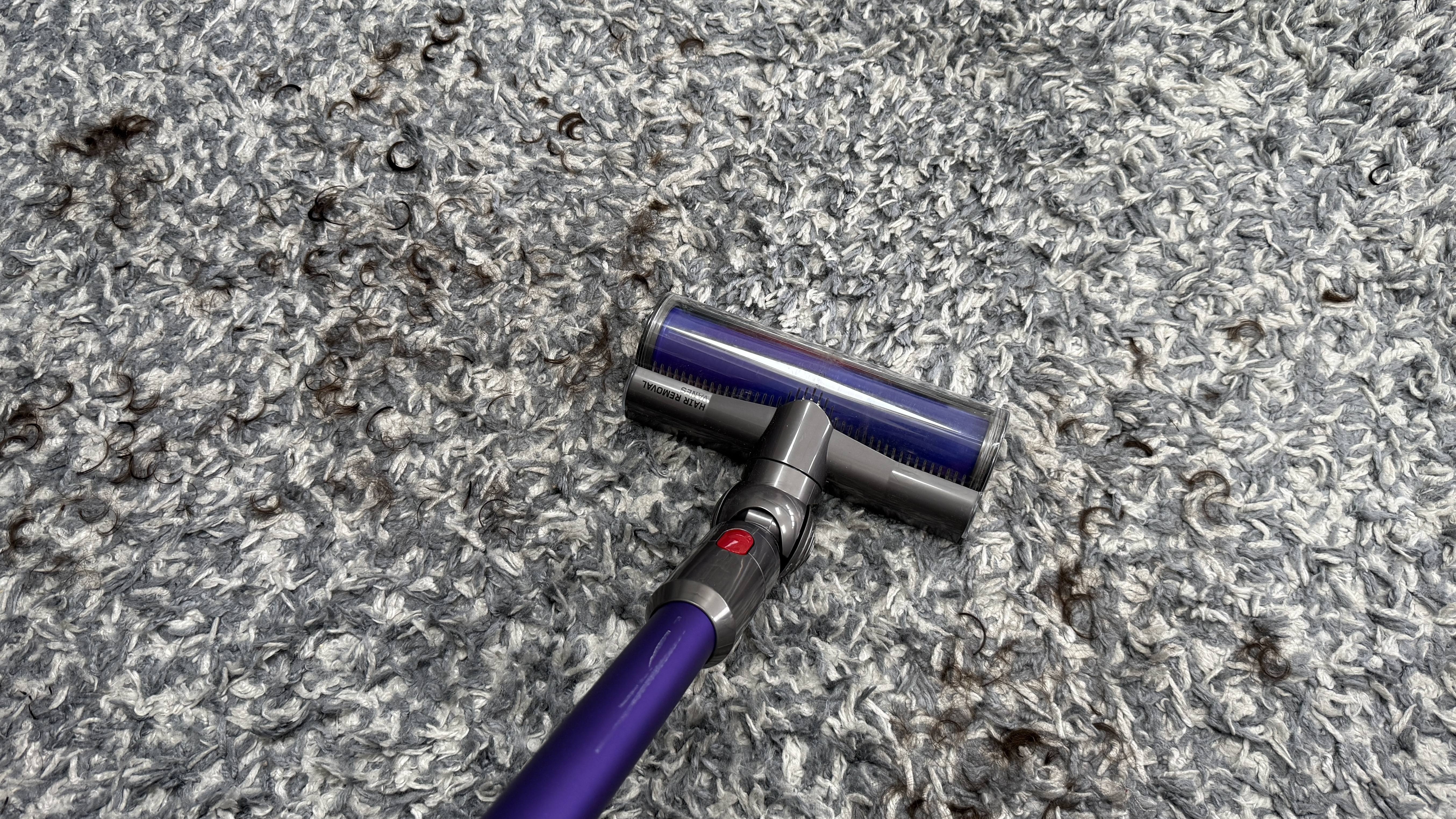 Dyson V11 Advanced testing on a rug