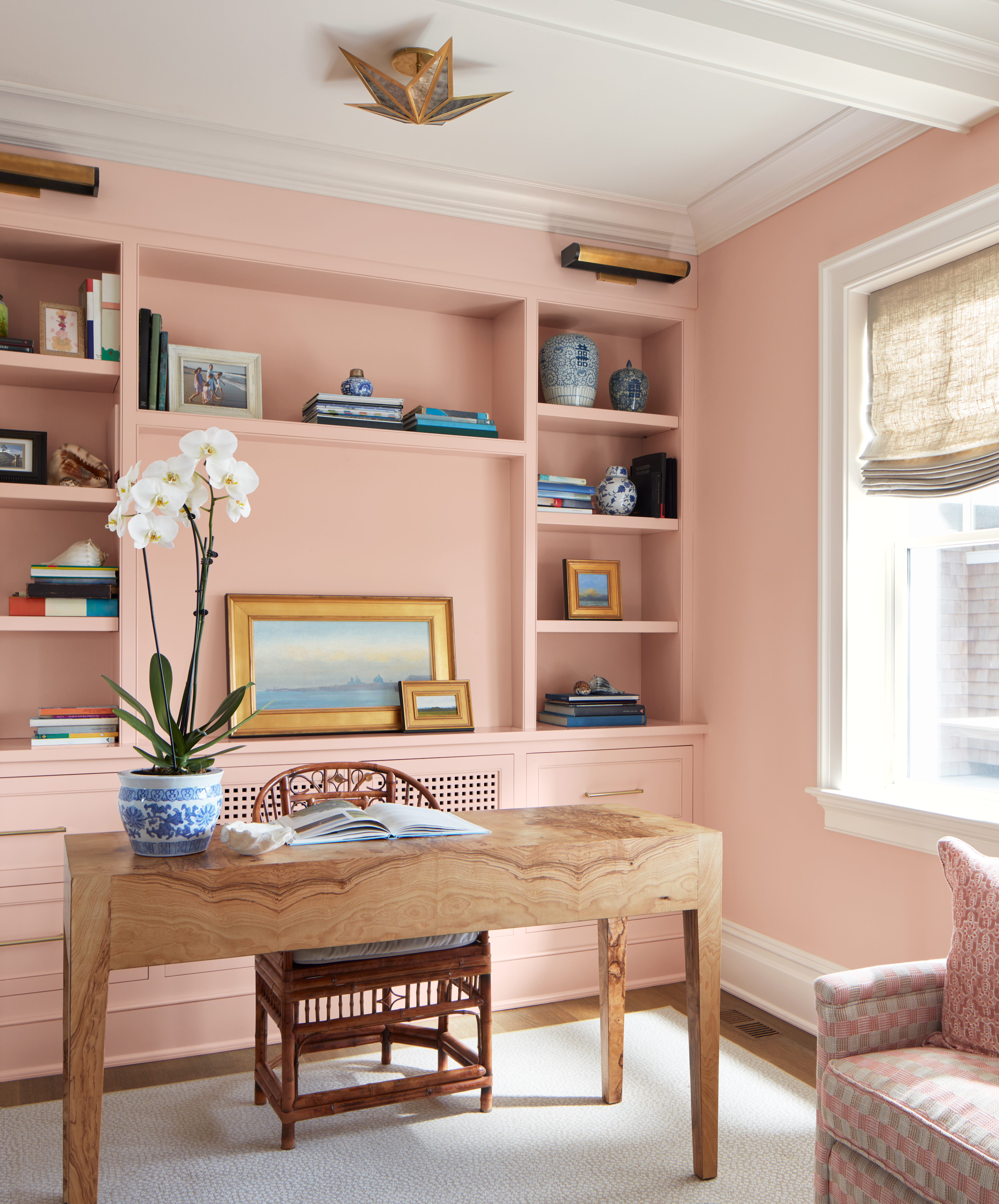 Benjamin Moore Peach Pink Paint
