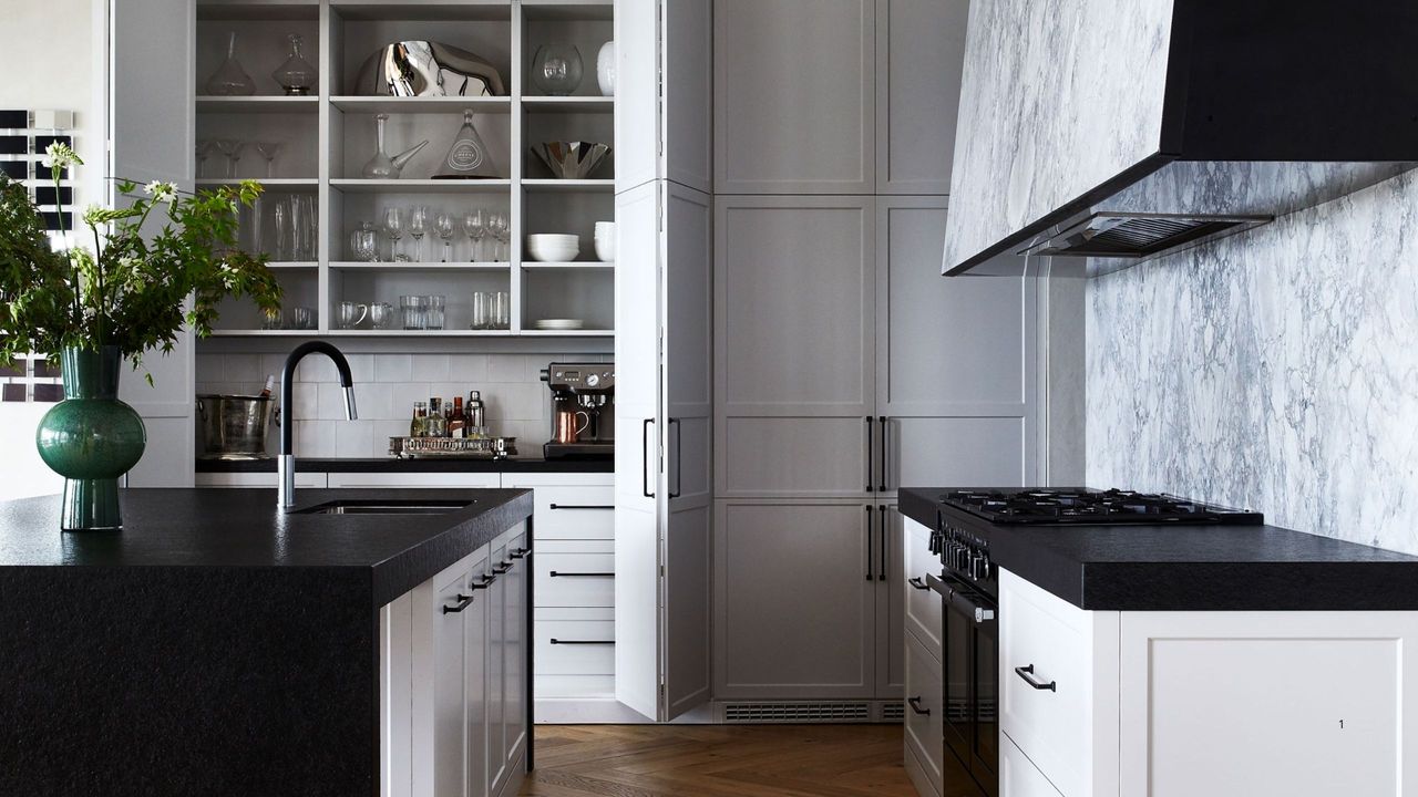 Oops, Is It Bad to Keep a Coffee Machine Under Kitchen Cabinets? Here Are Easy Ways to Maximize Space in Your 'Espresso Station'
