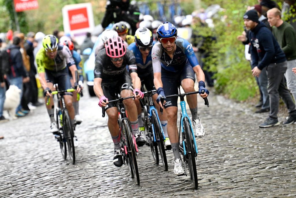 OUDENAARDE, BELGIUM - MARCH 31 : during the UCI World Tour Flanders Classics 108th Ronde Van Vlaanderen, a cycling race with start in Antwerpen and finish in Oudenaarde on March 31, 2024 in Oudenaarde, Belgium, 31/03/2024 ( Motordriver Kenny Verfaillie - Photo by Nico Vereecken / Photo News
