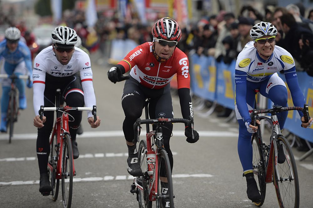 Kris Boeckmans (Lotto Soudal) wins stage 1