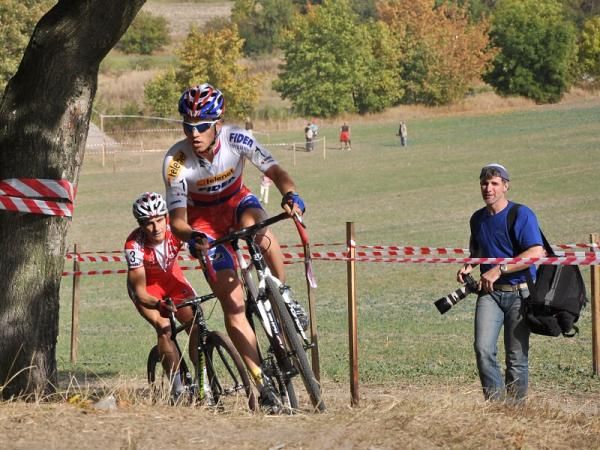 Zdenek &Scaron;tybar (Telenet Fidea Cycling Team) leads Martin B&iacute;na Cyklo Team Budvar T&aacute;bor).