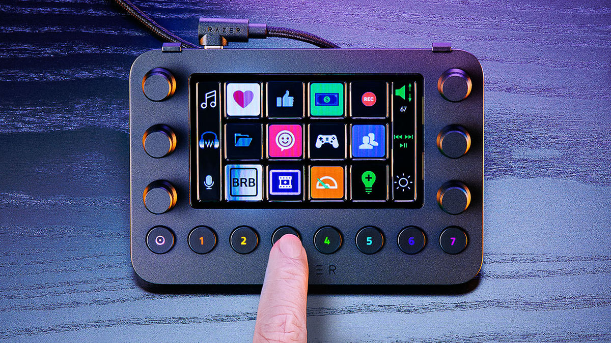 Razer’s Stream Controller Lets You Control Your PC Easily | Tom's Hardware