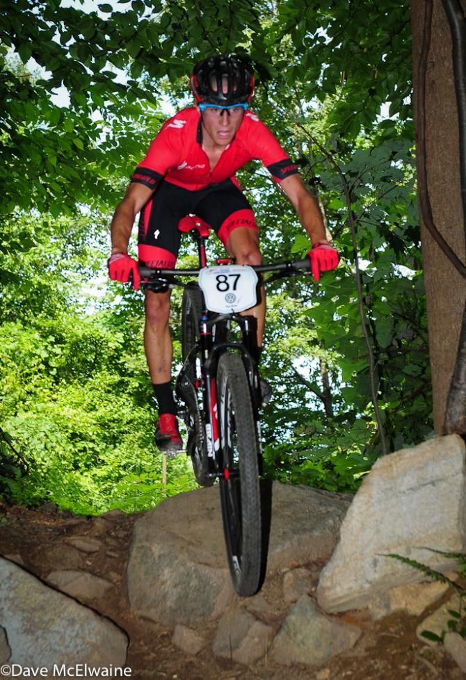 Howard Grotts (Specialized) leading the race