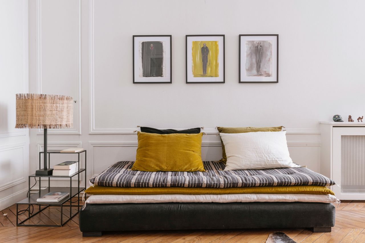 These 8 Home Offices With Sofa Beds Merge Work and Play | Livingetc