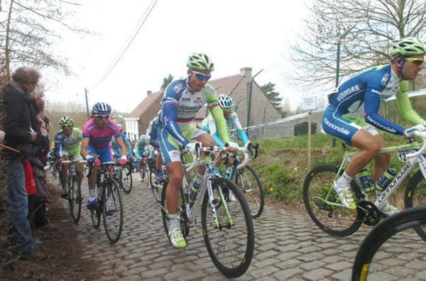Peter Sagan (Liquigas-Cannondale) climbs the cobbles