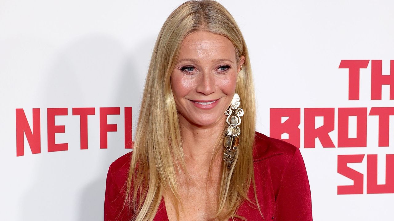 Gwyneth Paltrow headshot