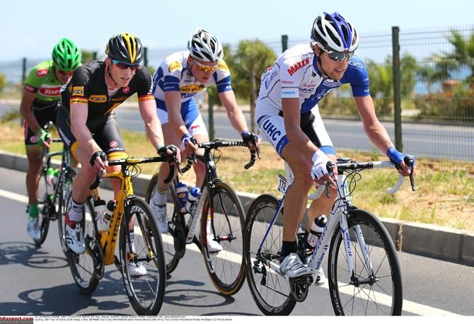 Marc de Maar (UnitedHealthcare) leads the breakaway with Martin Mesemann (MTN-Qhubeka) and Gijs van Hoeck (Topsport Vlaanderen)