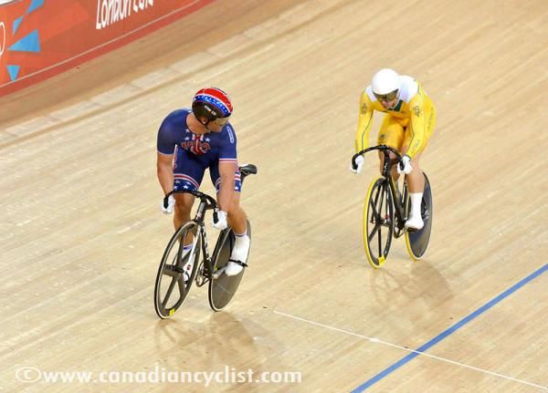 Jimmy Watkins (USA) and Shane Perkins (Australia) do battle.