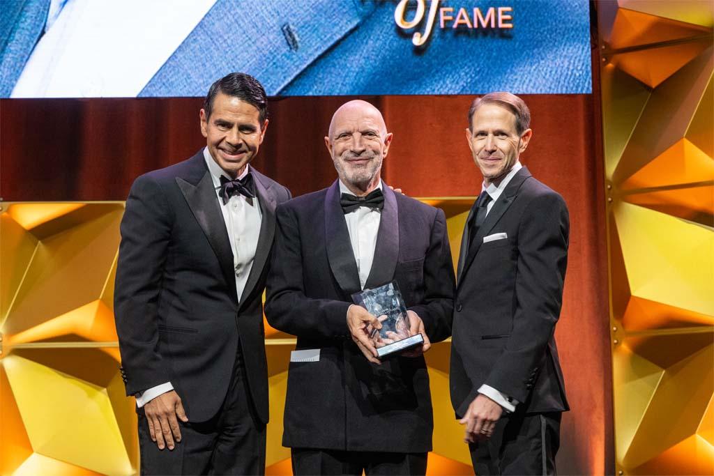 (From l.): Cesar Conde, chairman, NBCUniversal News Group; Luis Fernandez, chairman, NBCUniversal Telemundo Enterprises; and Charlie Weiss, chairman B+C Hall of Fame.