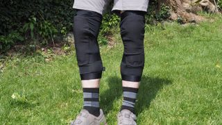 A man wearing YT MTB kneepads