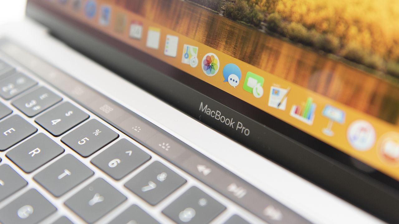 Close up of the MacBook Pro logo on the Apple MacBook Pro 13in (2018)