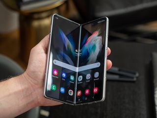 Samsung Galaxy Z Fold 3 Hands On