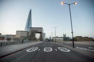 London, UK. 25th Dec, 2014. empty streets of London on early Christmas morning. Credit: Piero Cruciatti/Alamy Live News