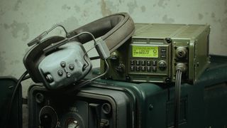 Cinema 4D, everything you need to know; a render of old radio equipment