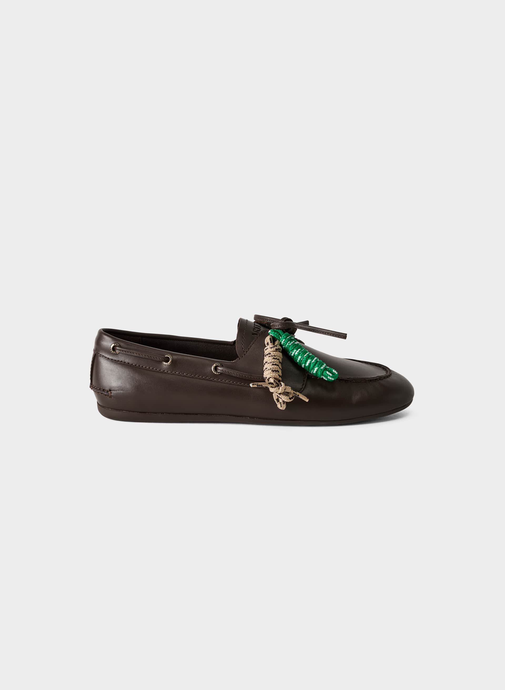 aritzia, 