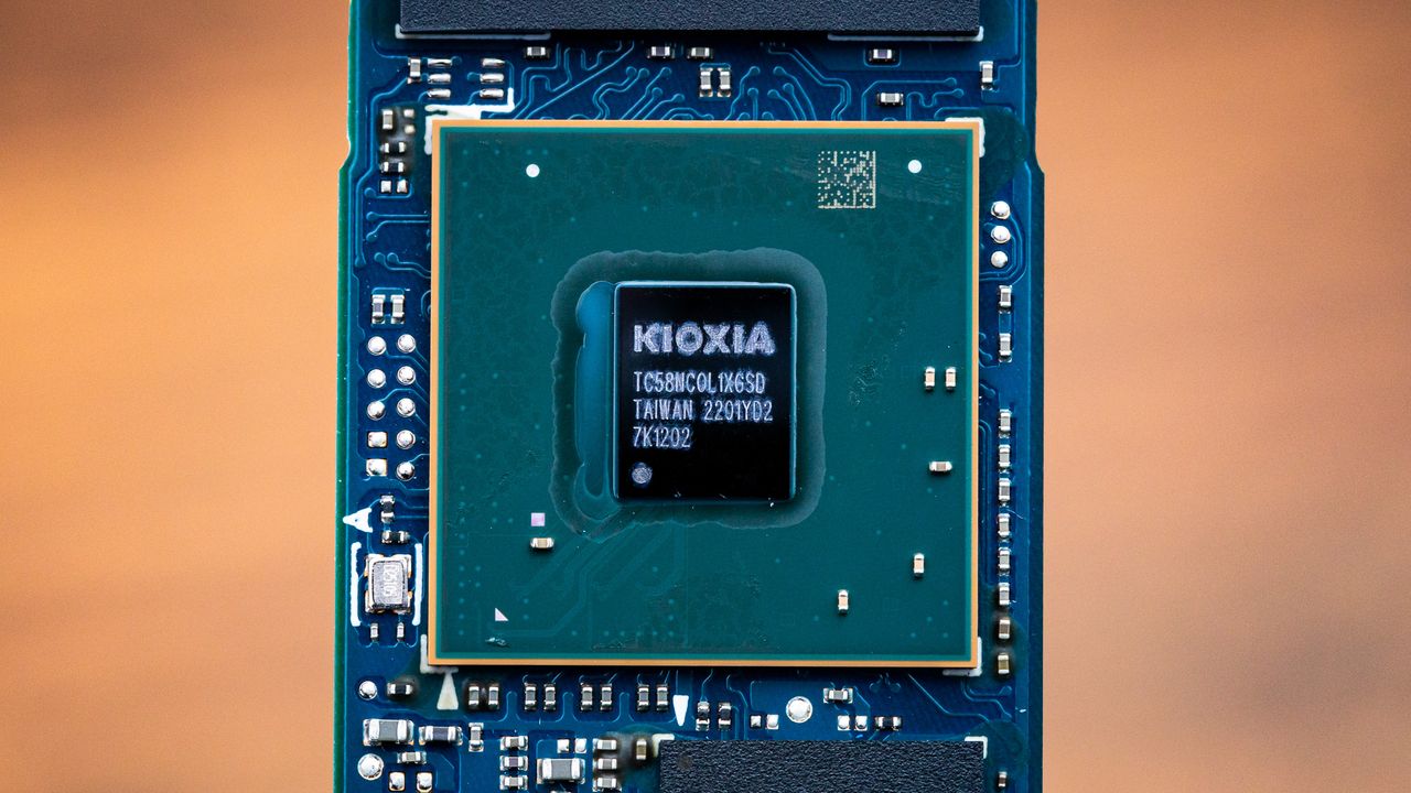 Kioxia XG8