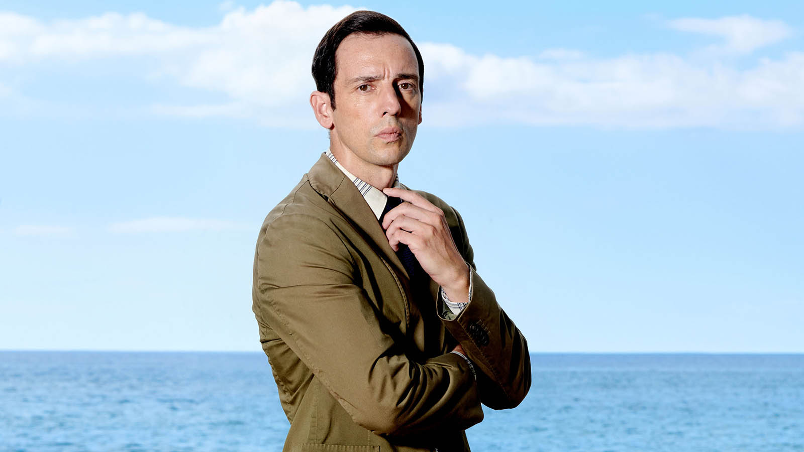 Ralf Little as DI Neville Parker in Death in Paradise season 13