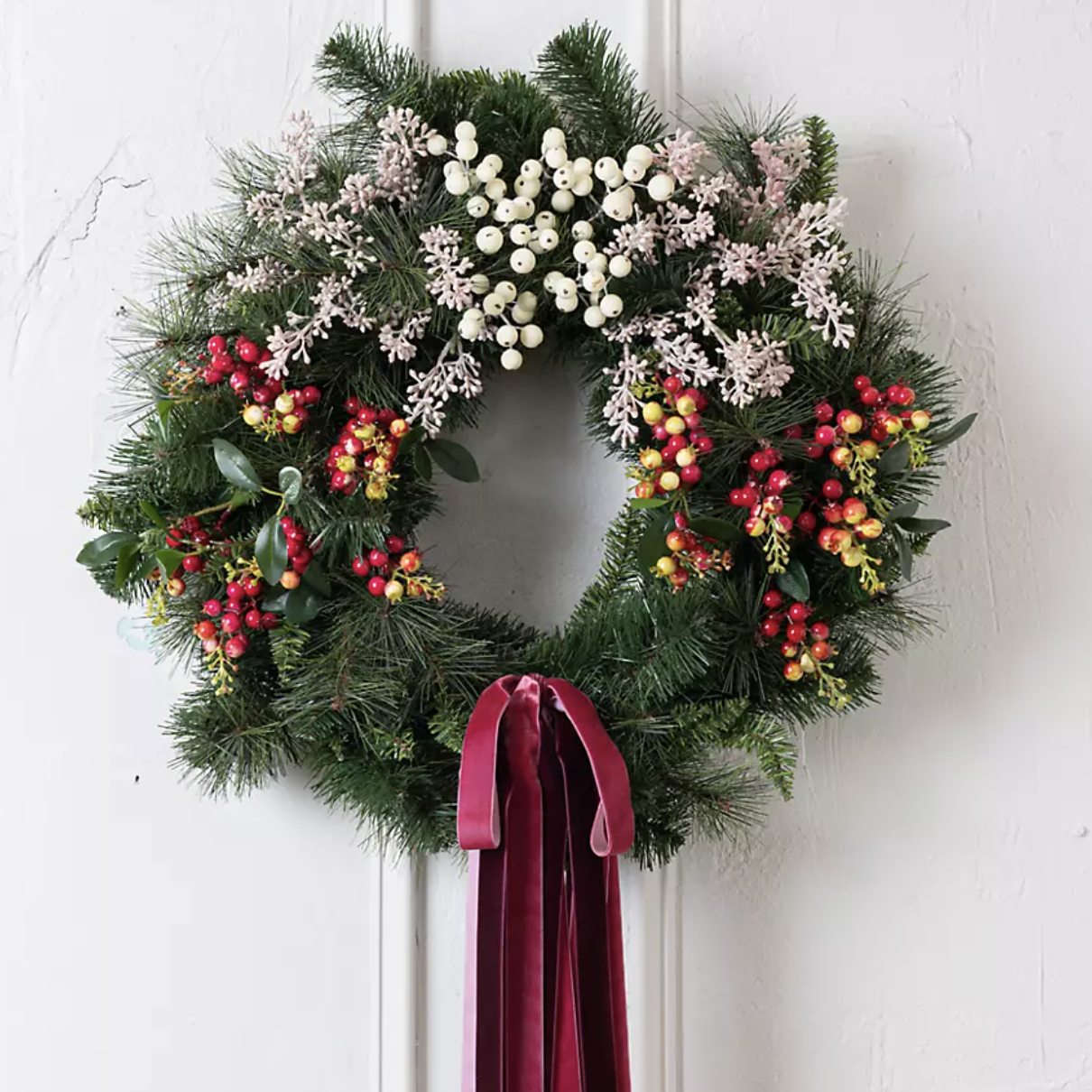 How can I make my house look Christmassy? Livingetc