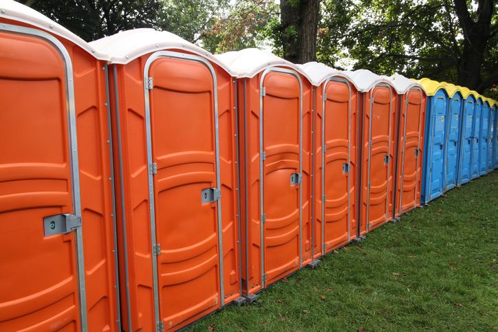 Portapottys. 