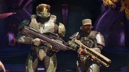 Master Chief and Sergeant Johnson in a cutscene from Halo: Campaign Evolved's Operation: METEORITE levels.