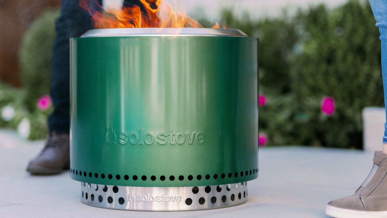 Solo Stove Bonfire 2.0 firepit metallic collection