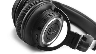 Audio-Technica ATH-M50xBT build and comfort