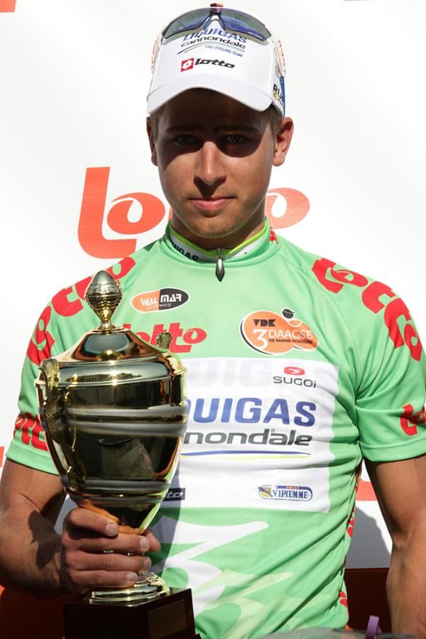 Peter Sagan (Liquigas-Cannondale) gets the green jersey along with his stage 1 win
