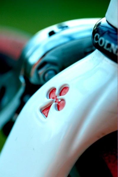 Clover leaf indentations - Quality detailing