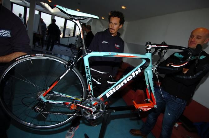 The Androni Giocattoli team will ride the Bianchi Sempre in 2013