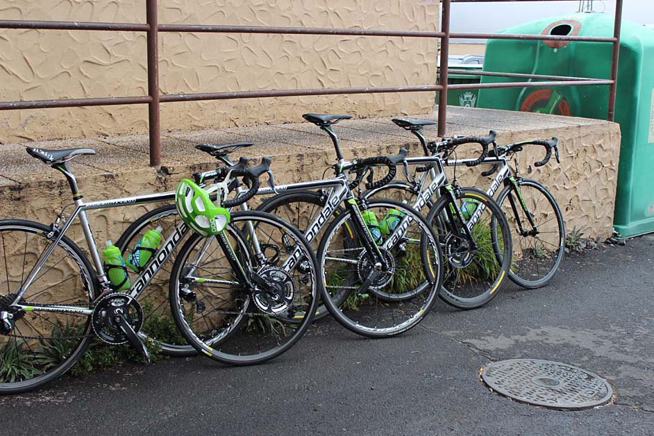 Cannondale bikes lined up and ready to go for the final ride of the camp