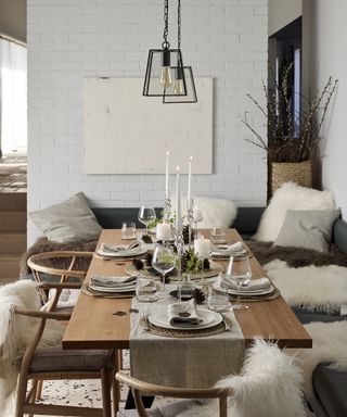 The White Company AW21 dining