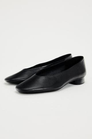 Zara, Mini Heeled Black Leather Flats