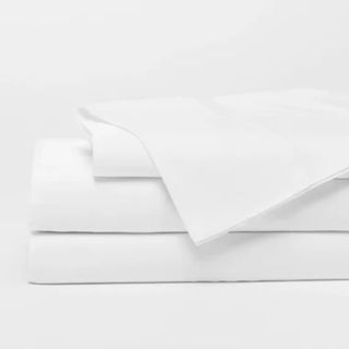 Cozy Earth Bamboo Sheet Set against a white background.