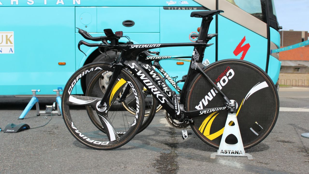 Astana's Specialized Shivs with Corima wheels and discs.