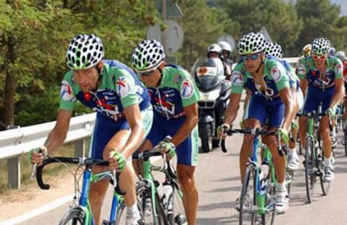 Comunidad Valenciana get the chase happening.