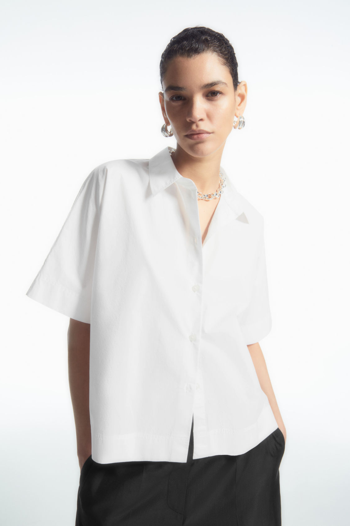 Boxy Short-Sleeved Poplin Shirt