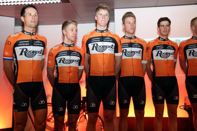 Johnny Hoogerland and his Team Roompot teammates