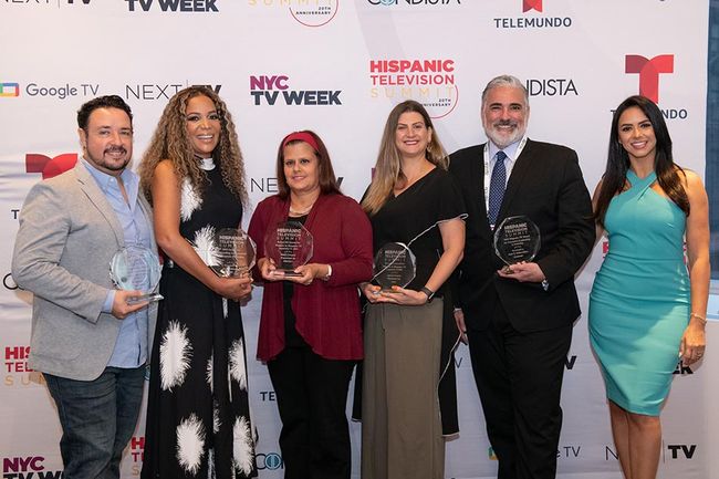 The Hispanic Television Award recipients for 2022 (from l.): Juanjo Duran, Google; Sunny Hostin of ABC&rsquo;s &lsquo;The View;&rsquo; Maribel Ramos-Weiner, Prod&uacute;; Marina Filippelli, Orci; Jos&eacute; E. V&eacute;lez-Silva, Comcast; and awards host Ana Jurka.