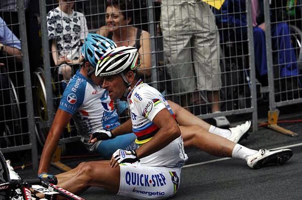 World Champ Paolo Bettini (Quickstep-Innergetic) crashed in the sprint.
